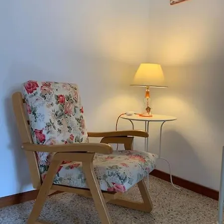 Bright And Cosy Flat Near Large Park - Free Parking Spaces Nearby / Appreciated By Guests / Excellent Location La Spezia