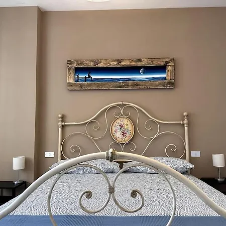Bright And Cosy Flat Near Large Park - Free Parking Spaces Nearby / Appreciated By Guests / Excellent Location